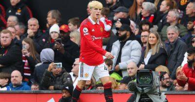 Manchester United manager Erik ten Hag angry over two fouls after Alejandro Garnacho setback