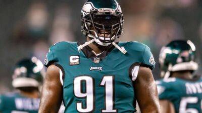 Sources - Eagles, DT Fletcher Cox agree to one-year, $10M deal