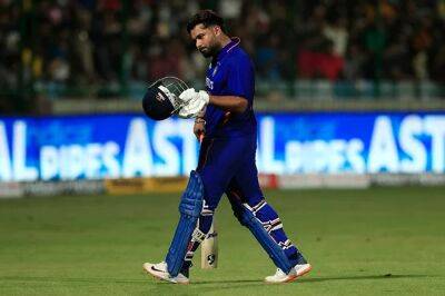 Indian star Pant ruled out of IPL, Warner named Delhi captain