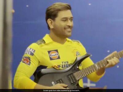 Ruturaj Gaikwad - Shivam Dube - Gujarat Titans - Watch: MS Dhoni's New Rockstar Avatar Makes Fans Go Crazy - sports.ndtv.com - India - county Kings -  Chennai