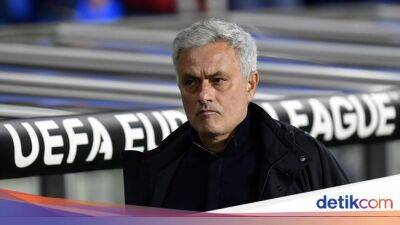 Mourinho Kritik Liga Europa, Ledek Lazio Pula