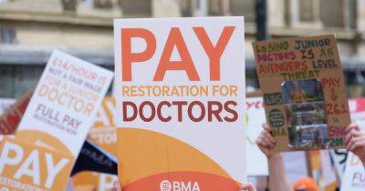 Union representing junior doctors agrees to pay talks