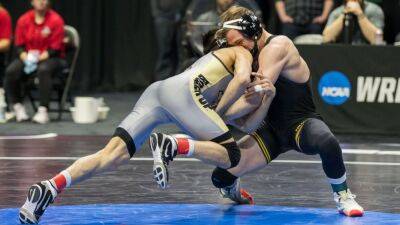 Purdue's Matt Ramos pins 3-time wrestling champ Spencer Lee in stunning upset - espn.com - state Iowa - state Ohio - state Oklahoma - county Lee - county Tulsa - county Spencer