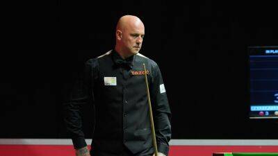 Mark King suspended from World Snooker Tour amid investigation into irregular betting patterns
