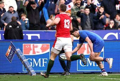France floor Wales in high-scoring Six Nations spectacle