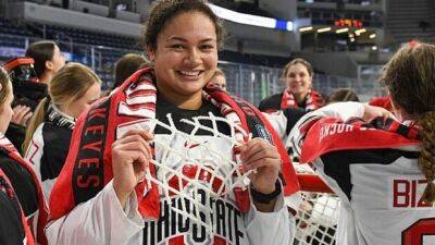 Toronto's Sophie Jaques named top NCAA Division 1 women's hockey player