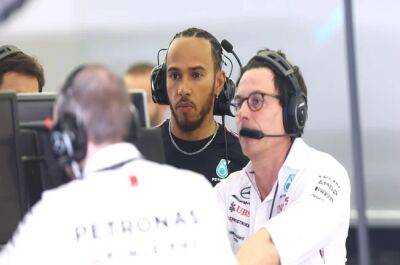 Mercedes team boss 'will have no complaints' if Lewis Hamilton leaves, amid Ferrari rumours