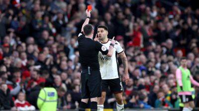 Manchester United 3-1 Fulham: Red Devils fight back for win, Aleksandar Mitrovic sent off for shoving referee