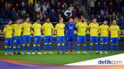 Dirugikan VAR, Cadiz Ajukan Tuntutan Agar LaLiga Ditunda - sport.detik.com