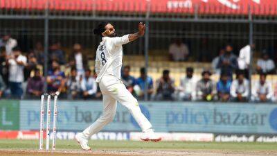 Sunil Gavaskar - India vs Australia - "Unacceptable": Sunil Gavaskar Blasts Ravindra Jadeja For Bowling No-Balls - sports.ndtv.com - Australia - India