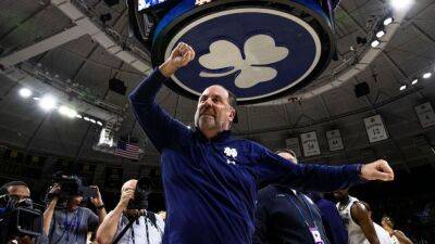 Notre Dame def. No. 25 Pitt to win coach Mike Brey's final home game