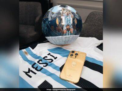 Lionel Messi To Gift Gold iPhone 14s To Argentina World Cup Squad, Staff: Report