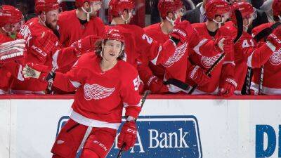 Bruins acquire Tyler Bertuzzi from Red Wings for 2 picks - espn.com - Washington -  Boston - county Hall -  Detroit