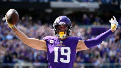 Panthers reach deal with wide receiver Adam Thielen