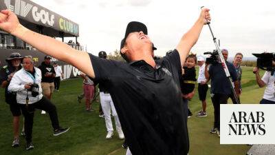 Danny Lee wins LIV Golf Tucson with birdie in a playoff
