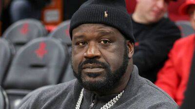 Shaq sparks concern with hospital bed photo