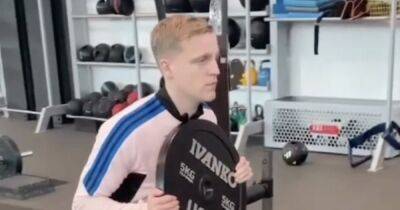 Manchester United star Donny van de Beek shares rare recovery update after serious knee injury