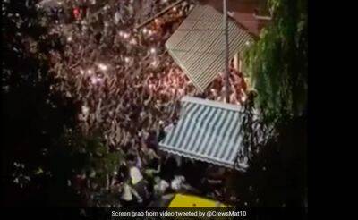 Lionel Messi - Watch: Lionel Messi Mobbed While Leaving Restaurant, Fans Throng Streets For Argentine GOAT - sports.ndtv.com - France - Argentina - county Miami