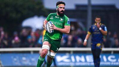Paul Boyle pens new deal to remain at Connacht