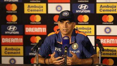 "First Win The Series": Ex-Pak Star Blasts Rahul Dravid Over 'Irrelevant' Comments