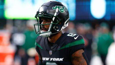 Aaron Rodgers - Jets trade wide receiver Elijah Moore amid flurry of moves: report - foxnews.com - New York -  New York - San Francisco -  Chicago - county Brown - county Cleveland -  Kansas City - state New Jersey - county Patrick - county Rutherford - county Rich - county Santa Clara -  Moore