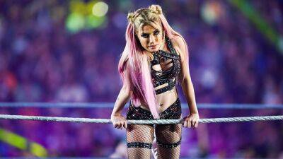 WWE superstar Alexa Bliss 'all clear' after skin cancer scare: 'Should have stayed out of tanning beds'