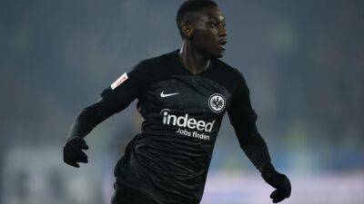 Manchester United told Randal Kolo Muani fee by Eintracht Frankfurt ahead of summer transfer - Paper Round
