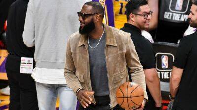 Sources - LeBron James could play final week of regular season