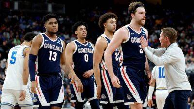 Gonzaga drills three-pointer in final seconds to clinch trip to Elite 8 as Drew Timme goes off