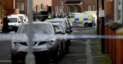 BREAKING: Huge police cordon erected as forensic experts investigate - latest updates from crime scene - manchestereveningnews.co.uk - Manchester