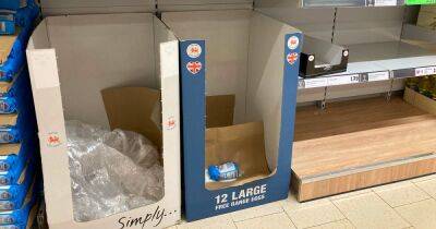 Shoppers report supermarket egg shortages while prices are on the rise - manchestereveningnews.co.uk - Britain - Italy