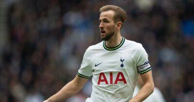 Tottenham managerial decision could keep Harry Kane at club amid Manchester United links and more transfer rumours