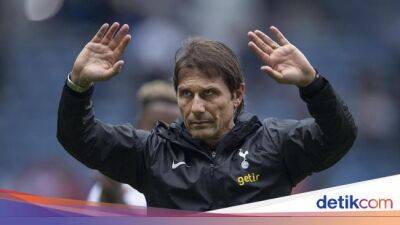 Salam Perpisahan Conte Usai Tinggalkan Tottenham