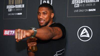 Anthony Joshua - Andy Ruiz-Junior - Tony Bellew - Anthony Joshua feels he 'let a lot of people down' in Oleksandr Usyk losses as he targets comeback win - eurosport.com - Britain - Ukraine - Usa - London -  Jeddah - state Texas