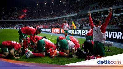 Walid Regragui - Timnas Maroko: Tarawih Dulu, Kalahkan Brasil Kemudian - sport.detik.com - Portugal - Peru