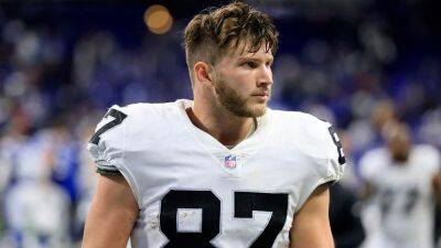 Foster Moreau, free-agent tight end, confident as cancer battle begins: 'Getting ready to kick someone's a--' - foxnews.com -  Las Vegas -  New Orleans