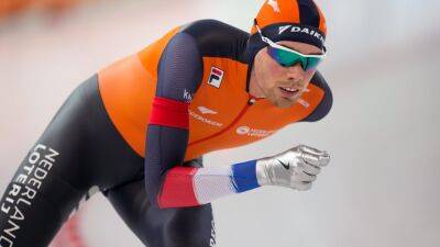 World Speed Skating Championships: Patrick Roest brings house down in Heerenveen with 5000m world title