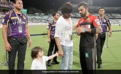 Virat Kohli, Shah Rukh Khan Fans Clash On Twitter - Here's What Happened