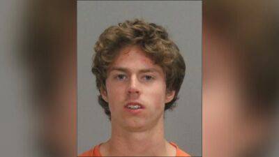 Texas A&M’s cross country runner, 19, arrested after streaking during Aggies’ baseball game