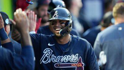 Orlando Arcia, Braves agree to 3-year, $7.3M deal, sources say