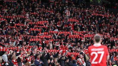 Liverpool and United call for an end to offensive chants