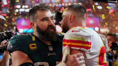 Eagles' Jason Kelce, mom Donna possibly making an appearance with Travis Kelce on SNL: report