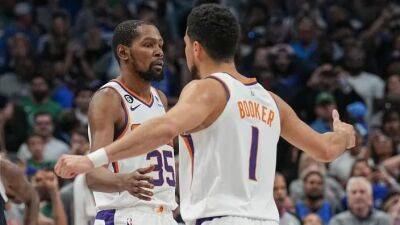 Watch Kevin Durant drain tiebreaker in final minute, lift Suns past Mavs