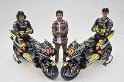 Valentino Rossi - Marco Bezzecchi - Luca Marini - Mooney VR46 unveils 2023 MotoGP colours - bikesportnews.com - Portugal