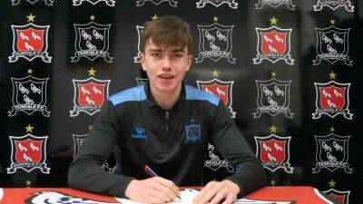 Eoin Kenny, son of Republic of Ireland boss Stephen, signs professional deal with Dundalk