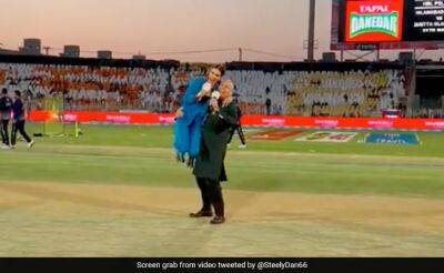 Watch: Danny Morrison Lifts Presenter On His Lap During Pre-Match Show In Viral PSL Video - sports.ndtv.com - New Zealand - Pakistan -  Islamabad