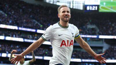 Manchester United aim for cut-price Harry Kane deal if Tottenham fail in top-four chase - Paper Round
