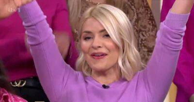 Phillip Schofield - Holly Willoughby - Holly Willoughby sends hidden message with latest ITV This Morning outfit as she ditches Phillip Schofield - manchestereveningnews.co.uk