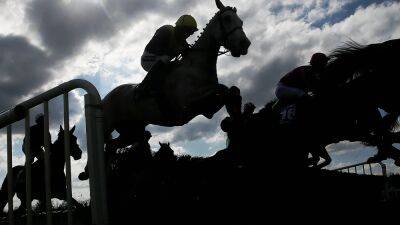 Thurles card cancelled after snow - rte.ie - Britain