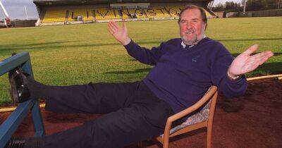 David Martindale pays tribute to former club chairman Bill Hunter and recalls first meeting